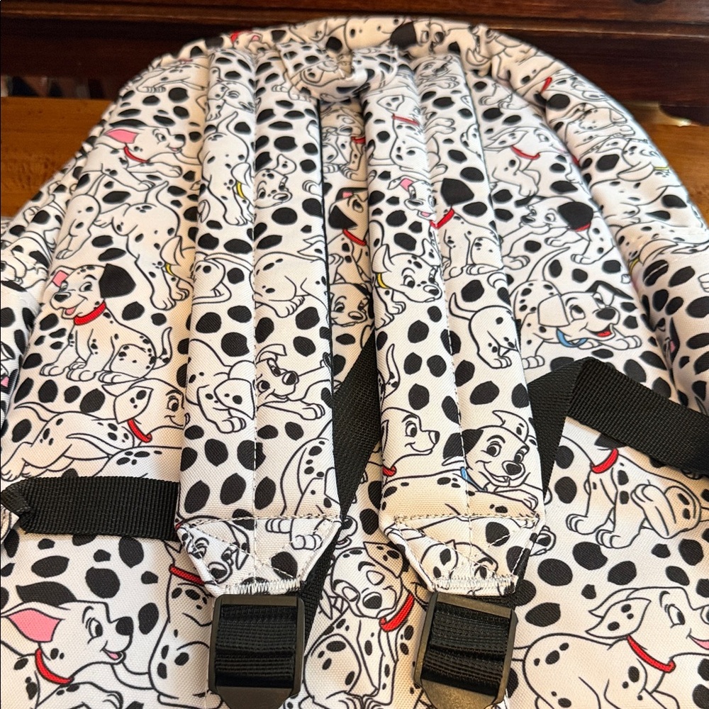 2020 Disney and Loyngefly 101 Dalmatian Print Backpack. and matching Pencil Bag - Picture 6 of 10